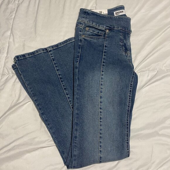 Garage - Low Rise Flare Jeans - Picture 1 of 7